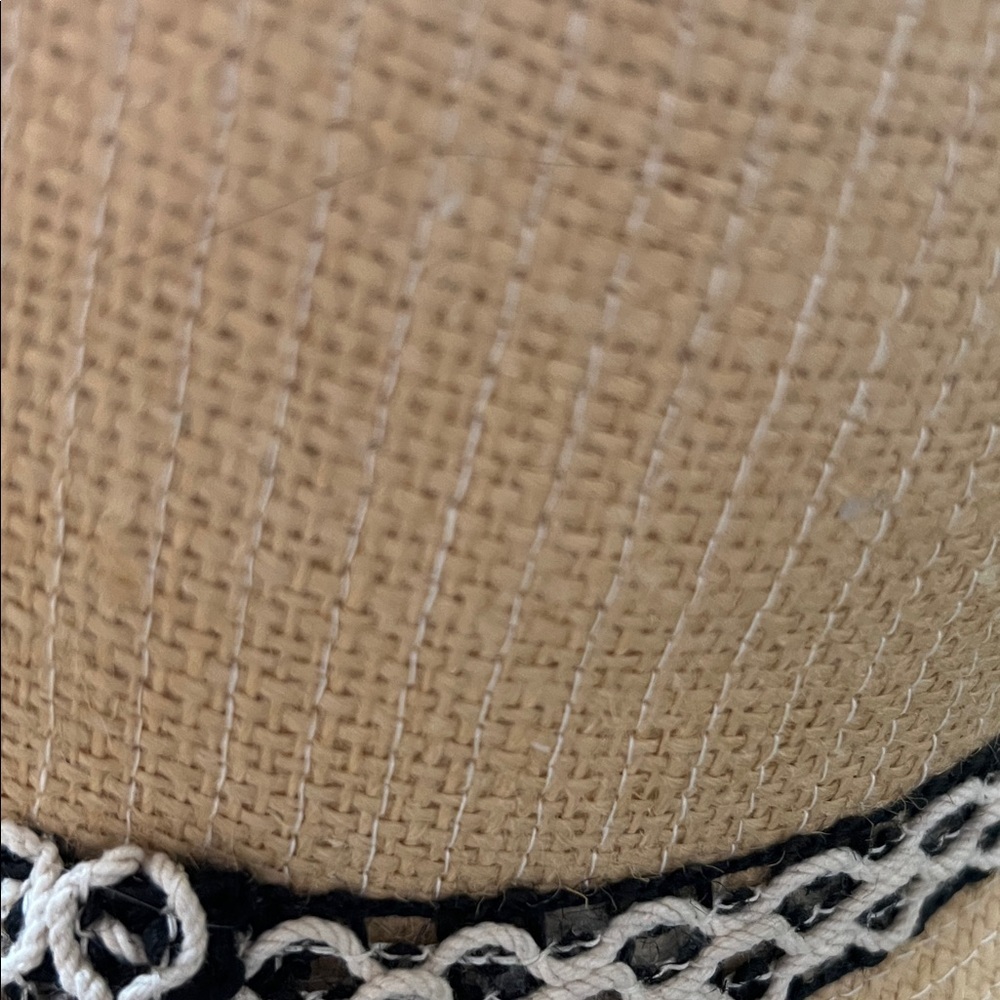 Vintage Stetson Tan Fedora with Black and White Band - Picture 5 of 16